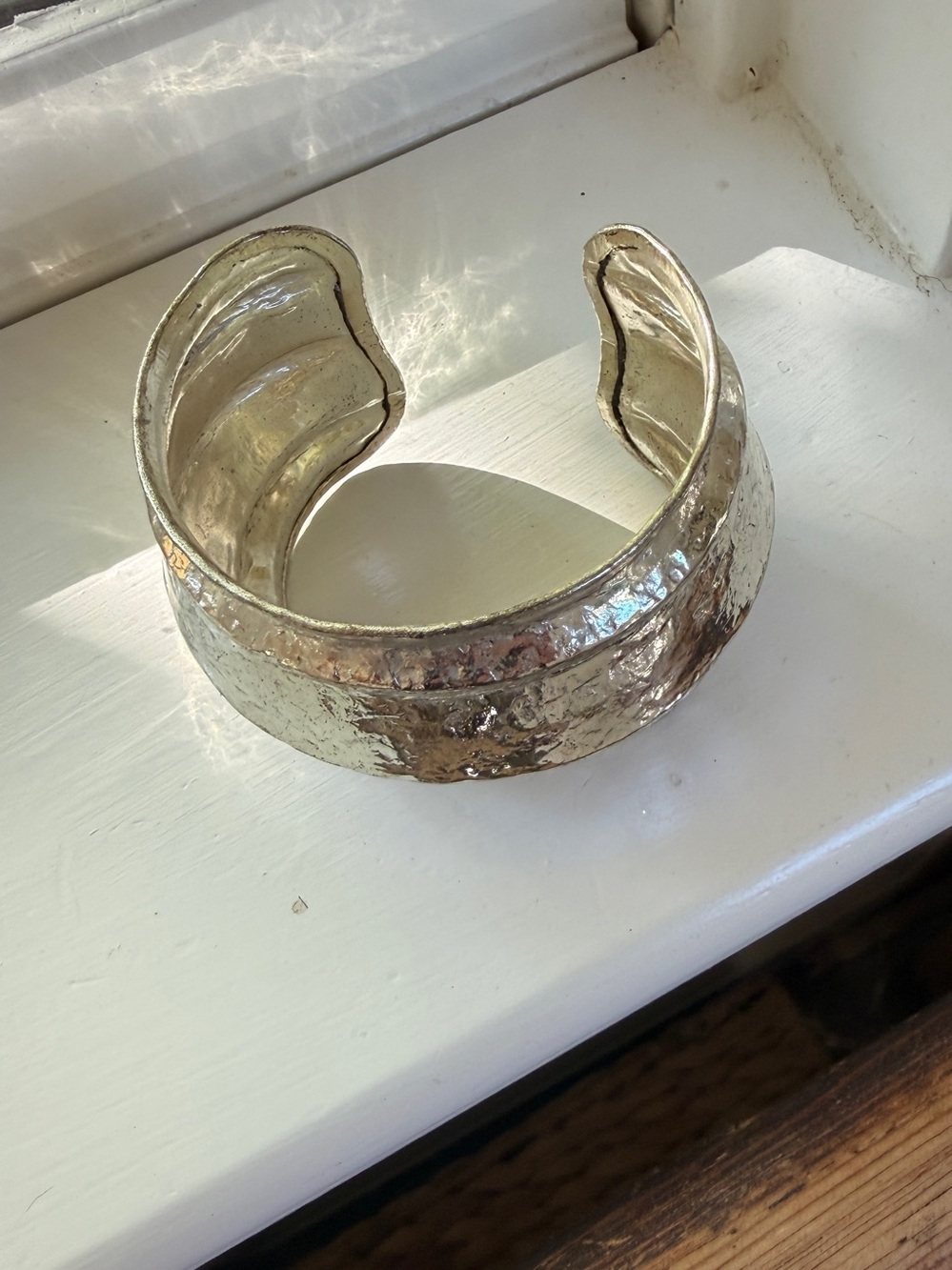 NWT Anthropologie Silver Wide Textured Cuff Bracelet - Picture 3 of 6